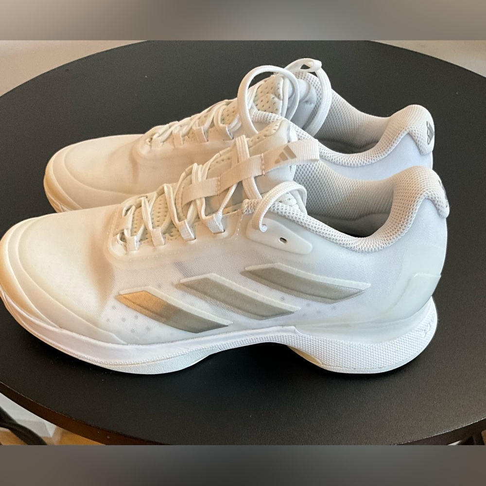 Adidas Ava-Court 2 Tennis/Pickleball Shoes Size 8.5